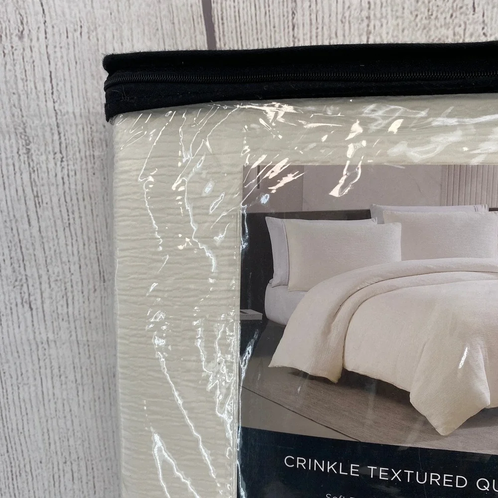 Vera Wang Duvet Set Queen White Crinkle Textured Modern Luxury Minamalist Chic